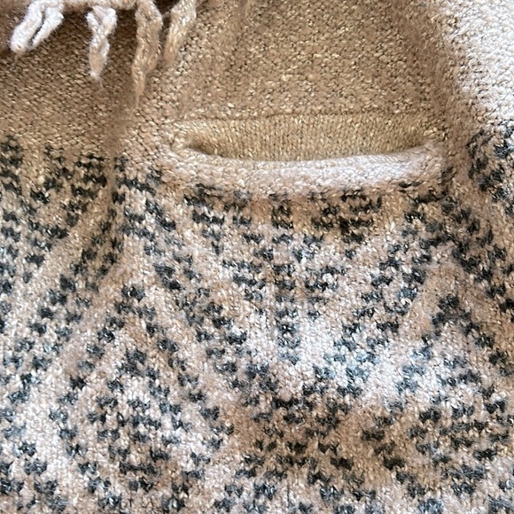 G F Poncho with Sleeves Cardigan | SIZE S - Picture 3 of 4